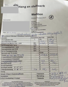 malafide slotenmaker Werkbon voor slotenmaker met handgeschreven aantekeningen.